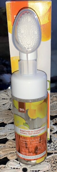 Nettoyant Moussant Exfoliant