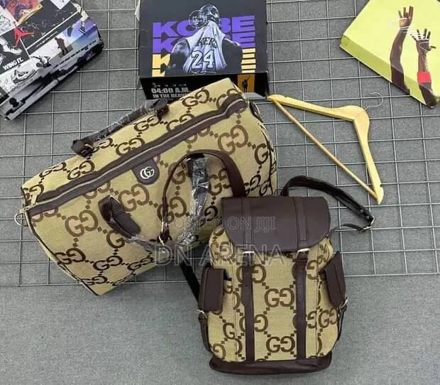 Ensemble sac à dos et sac de voyage élégant