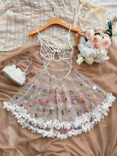 Robe Babydoll Transparente Fleurie