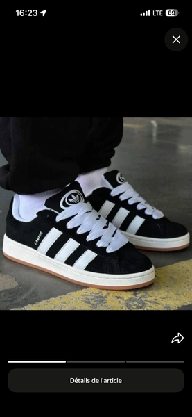 Baskets Classiques Noir et Blanc