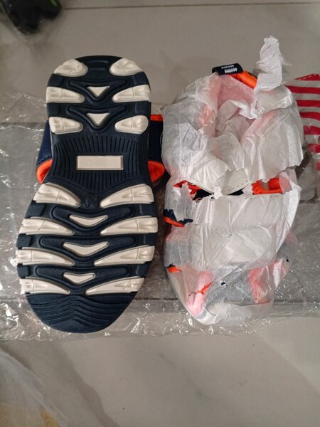 Sandales sport enfant colorées