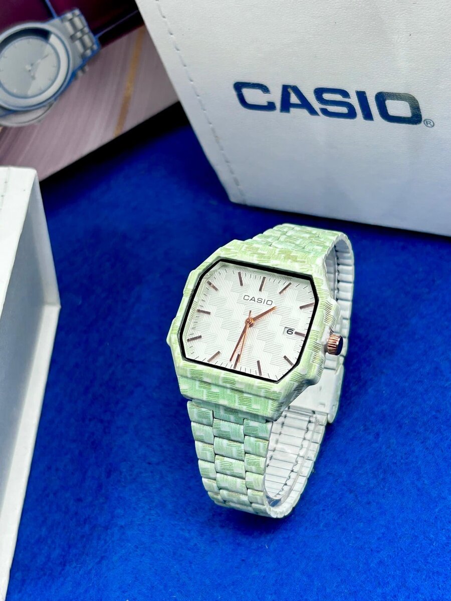 Montre tendance en bois tressé