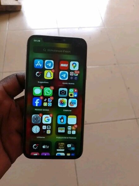 iPhone X Argent 64 Go Débloqué