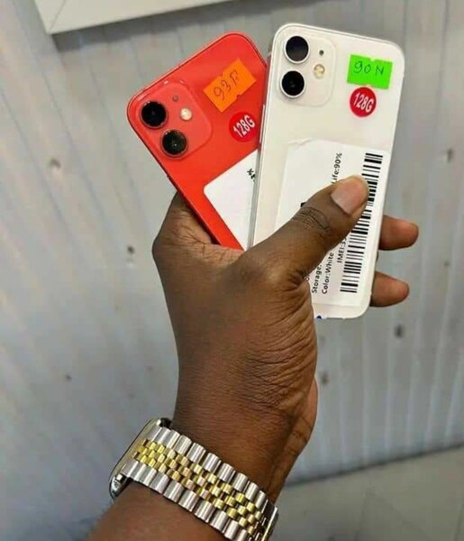 Smartphones Apple iPhone 12