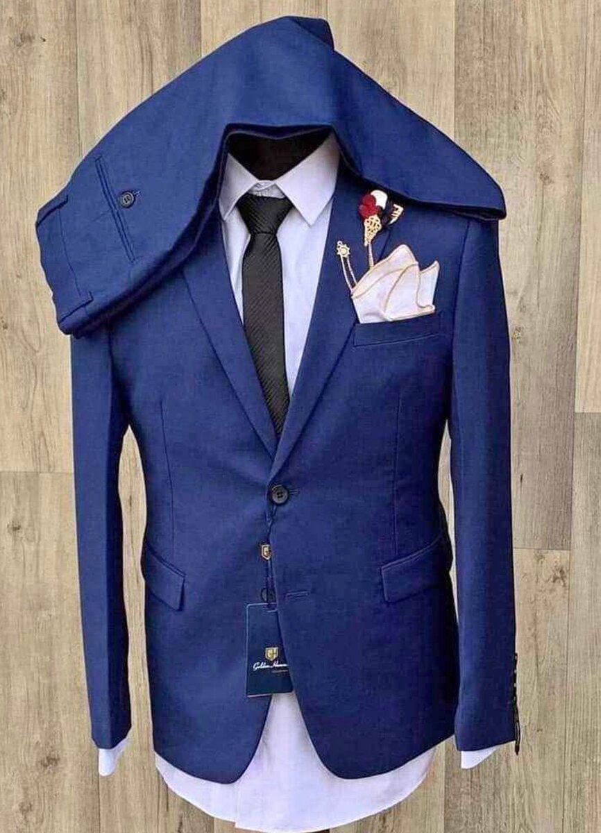 Costume élégant pour hommes