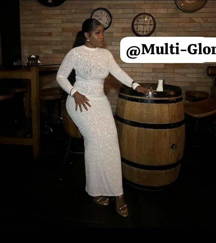 Robe longue blanche élégante