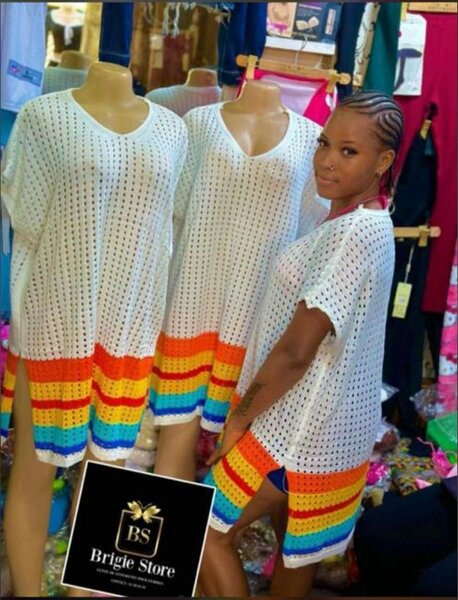 Tunique en crochet arc-en-ciel