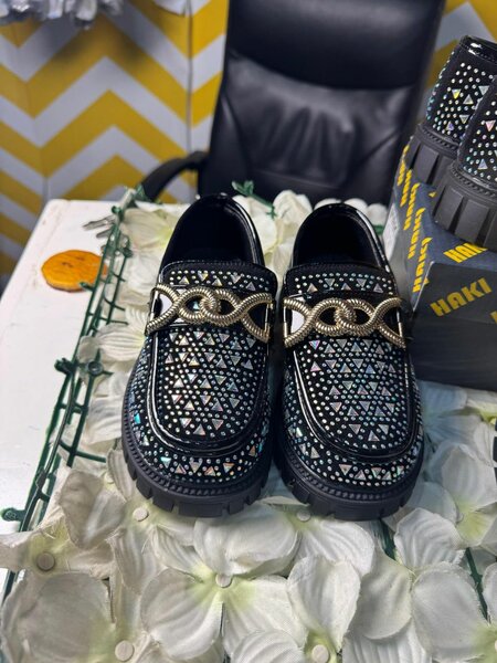 Mocassins élégants en strass