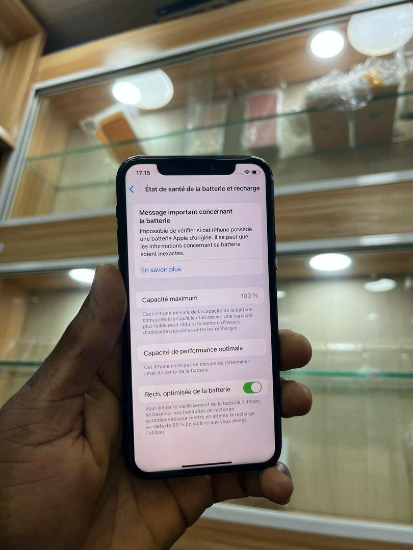 iPhone 11pro 64giga sans id Selfie  bouton volume passe pas