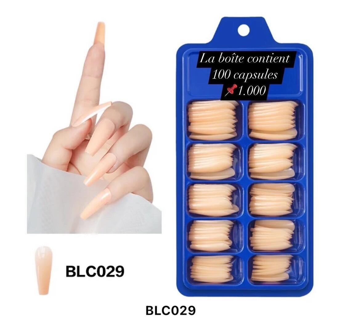 Capsule faux ongles  disponible en plusieurs couleurs