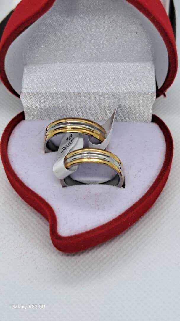 Bagues en or élégantes