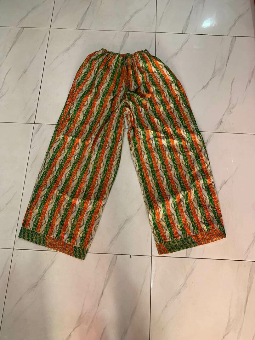 Pantalon rayé coloré