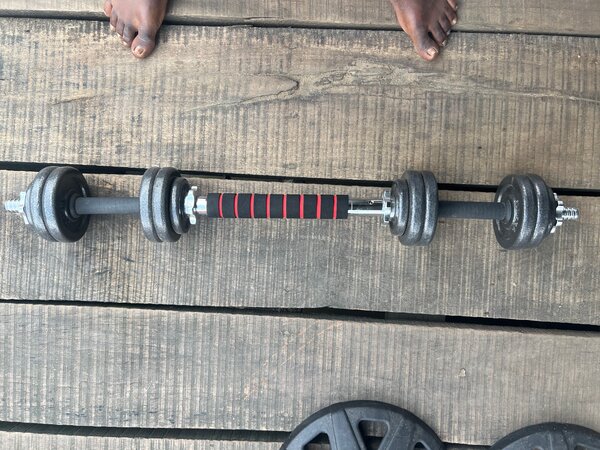 Barre de musculation avec disques