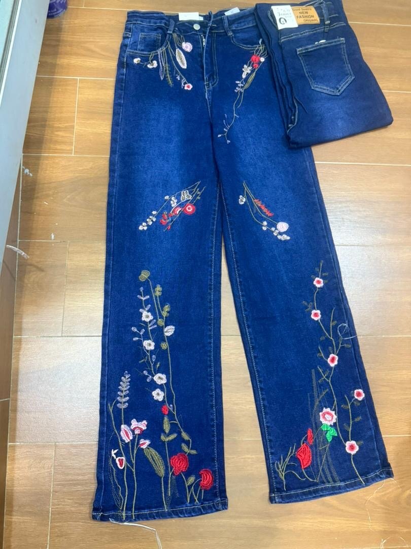 Jeans brodés tendance