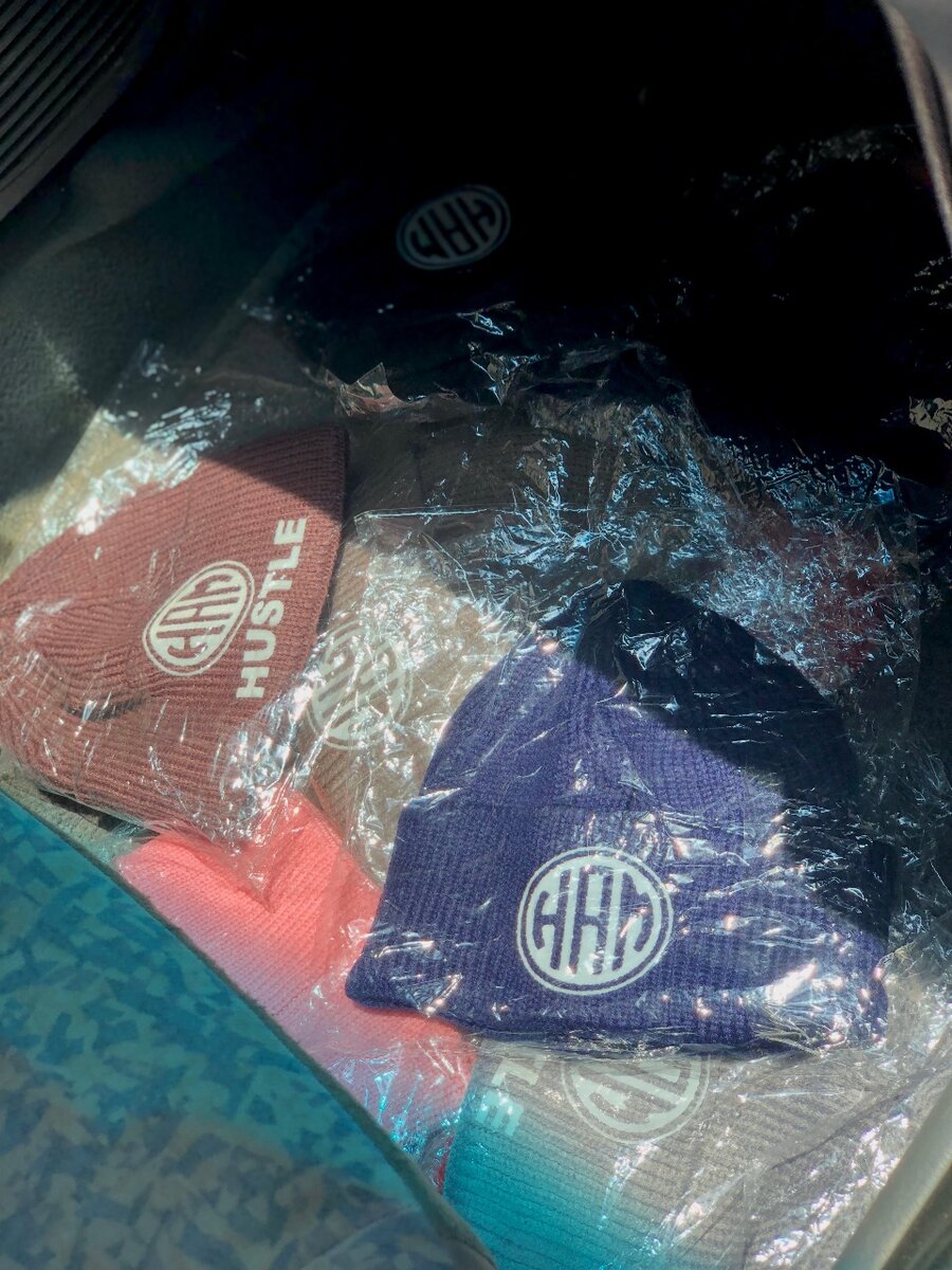 Hustle and Motivate headsocks at k65