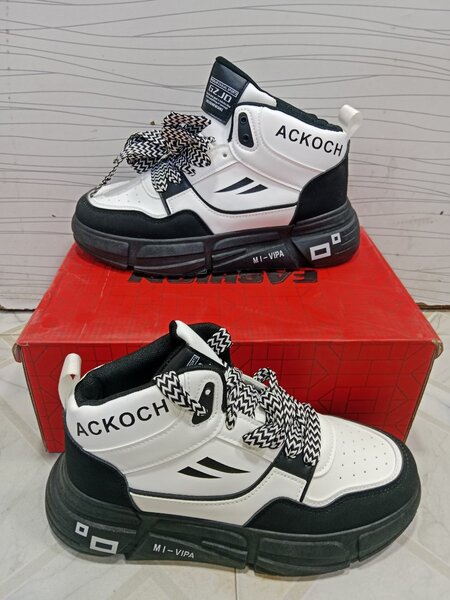 Mens Long Shoes