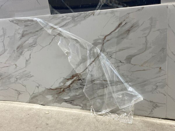 Гипкий мрамор на стену