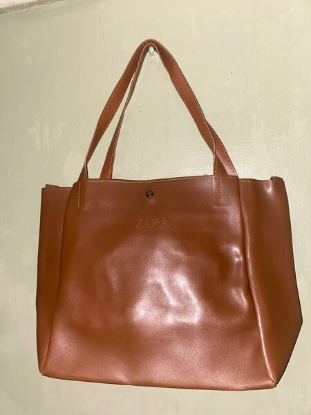 Sac cabas en cuir brun