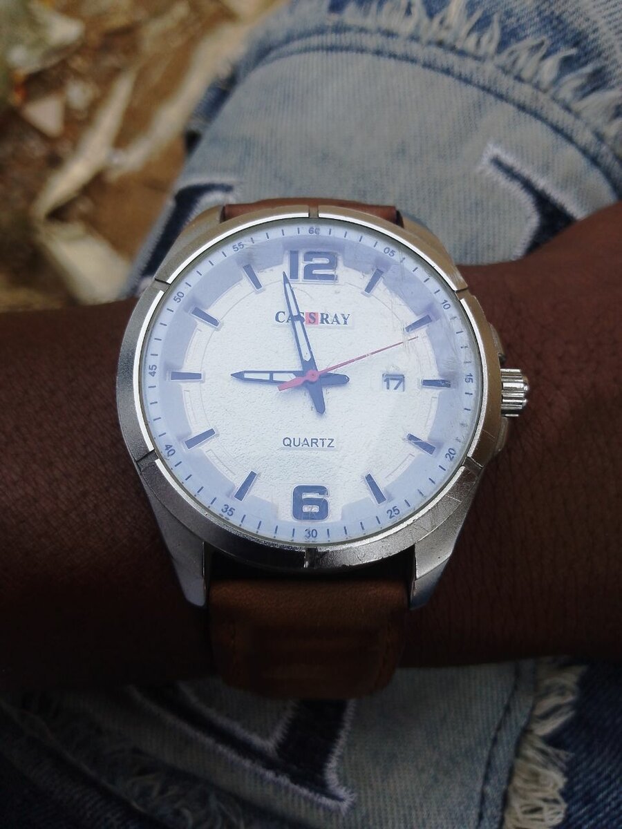 Montre Quartz Élégante Homme