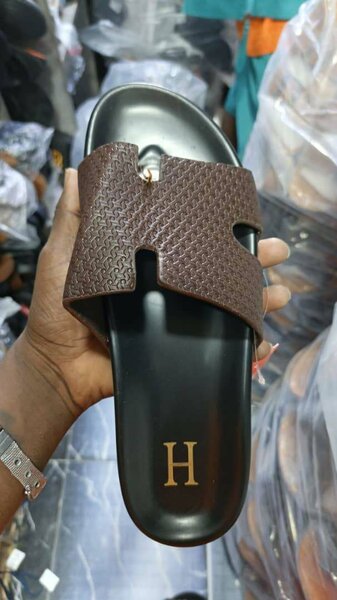 Sandales en cuir confortables