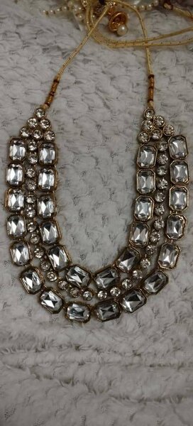 Elegant Kundan necklace