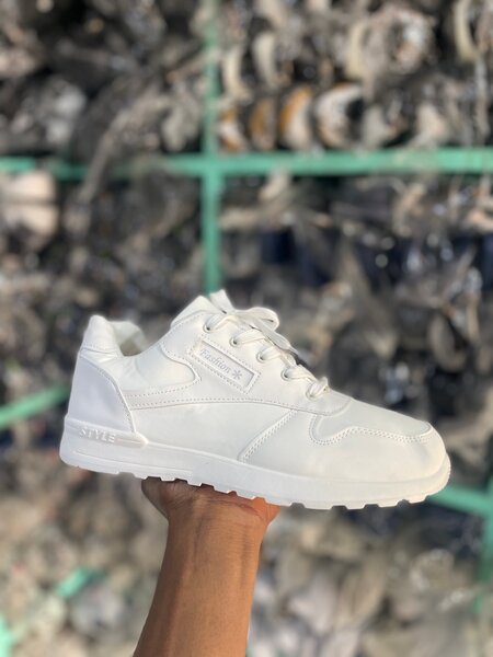Sneakers blancs en cuir