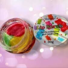 Exfoliating sugar lip scrub