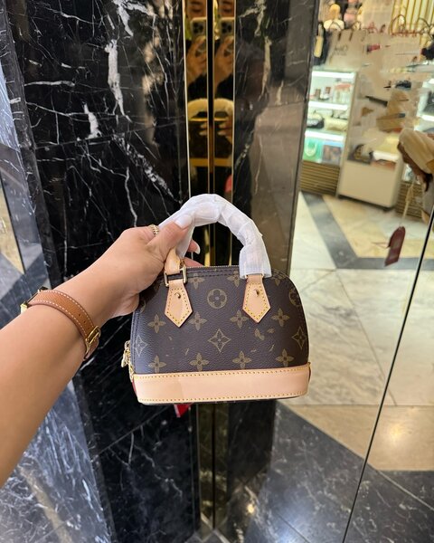 Стильная сумочка