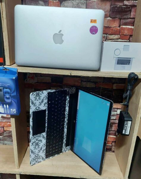 Macbook pro retina core i5 8go