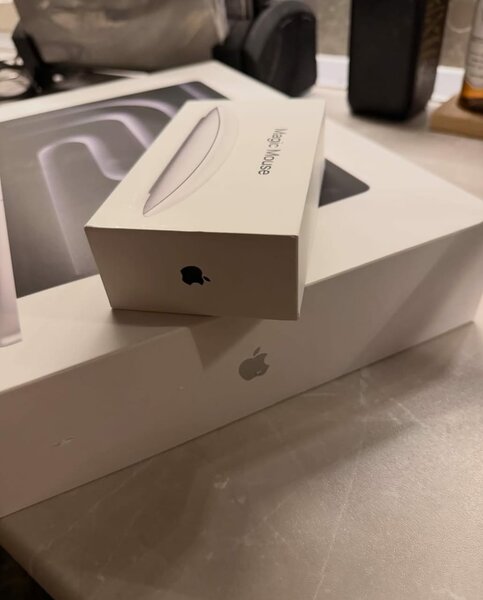 MACBOOK PRO 14 (2025)  M5