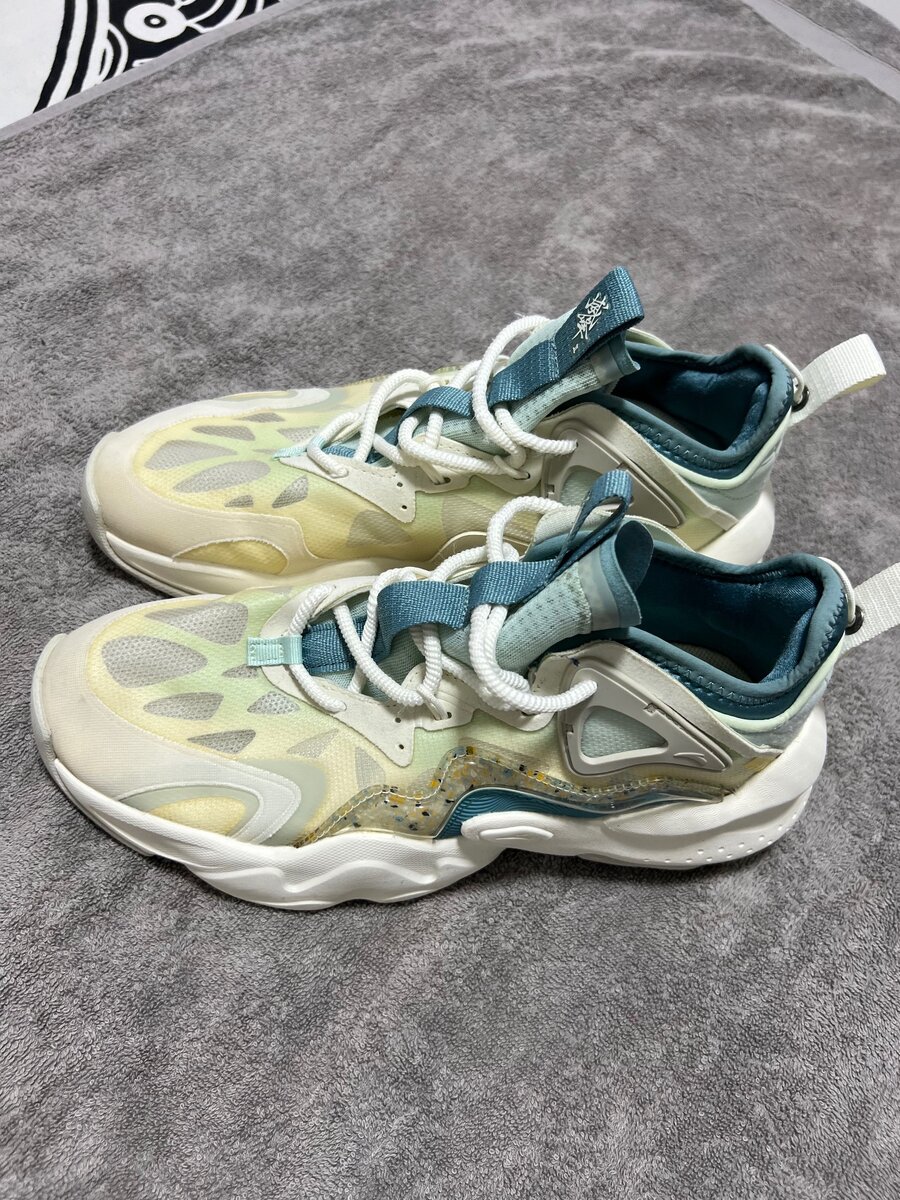 Мужские кроссовки ANTA Wuyi Feng Low