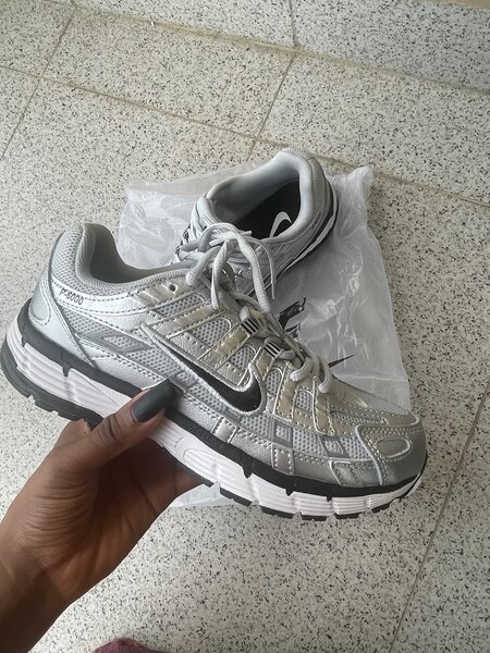 Nike P6000