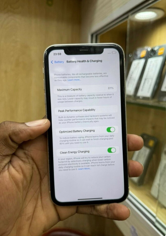 iPhone 11 Blanc Reconditionné 87%