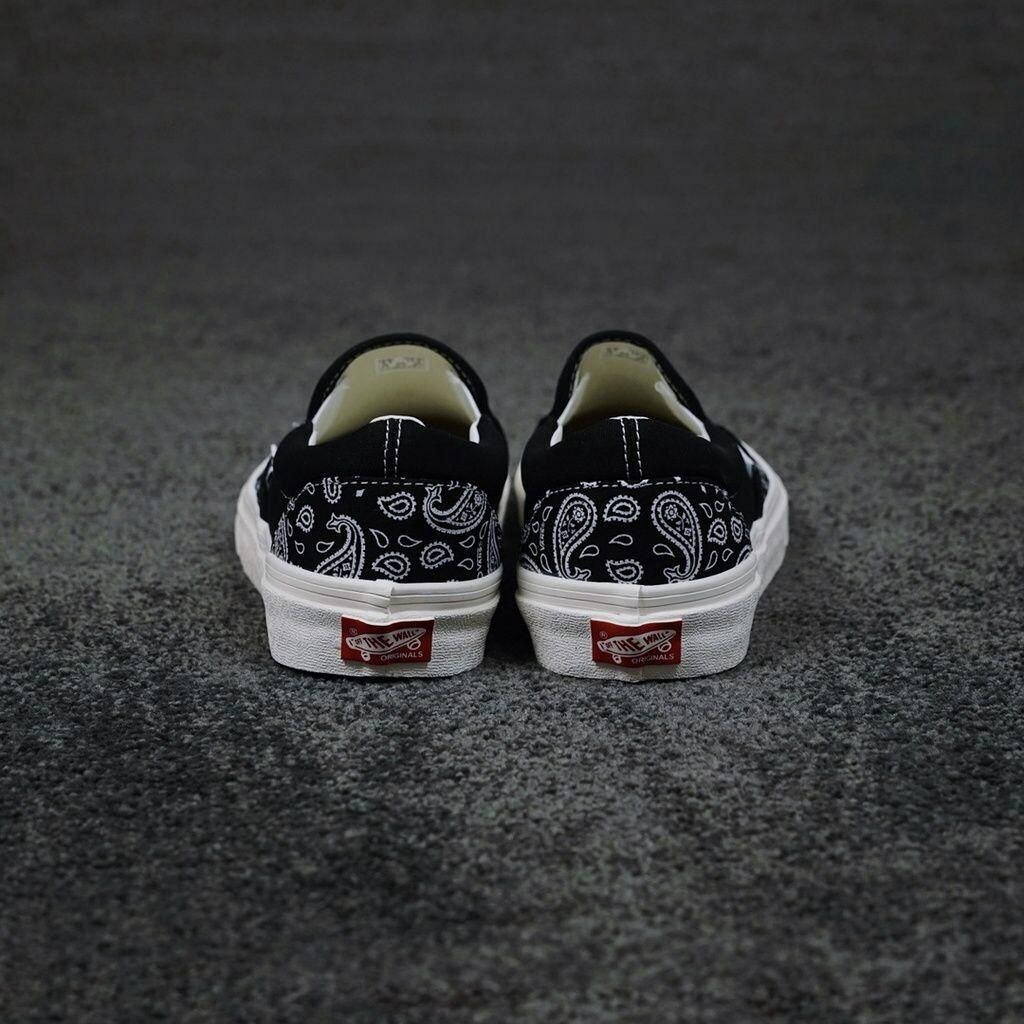 Slip-on à motif bandana