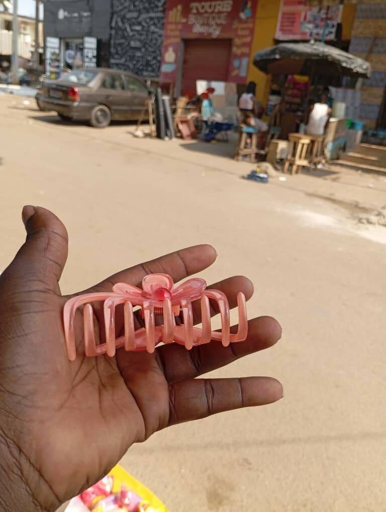 Pince à cheveux fleur élégante