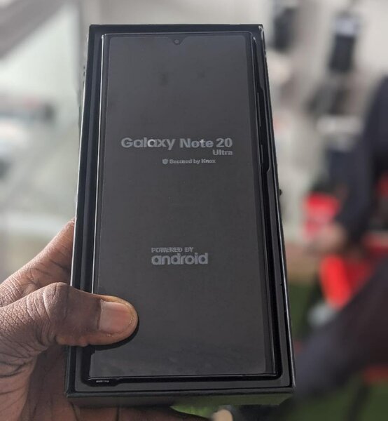 Galaxy note 20 Ultra 5G 256gb/12gb ram in box 12 months warr