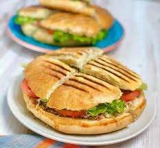 Panini grillé gourmet