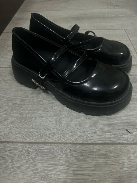 Женские туфли Мэри Джейн