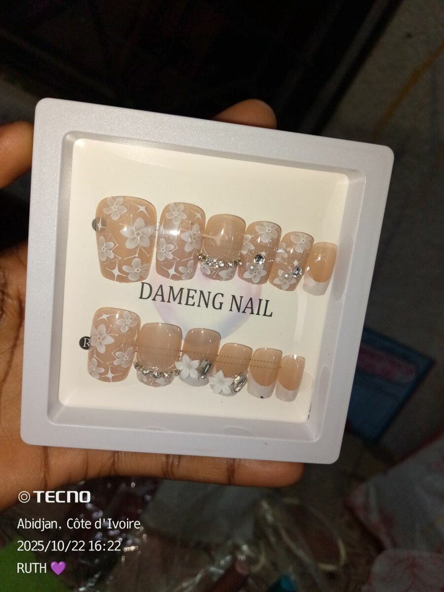 Faux ongles