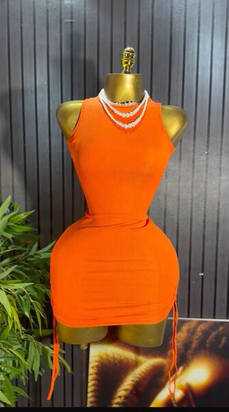 Robe moulante élégante femme