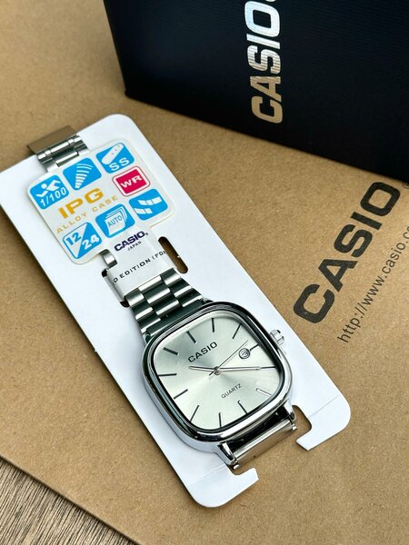 Montre Homme Casio élégante