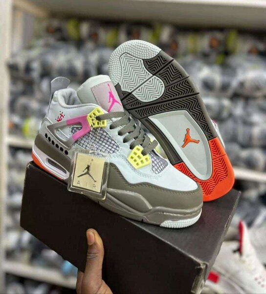 Unisex sneakers