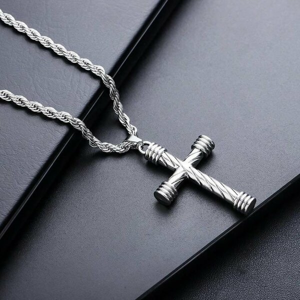 Collier croix argent élégante