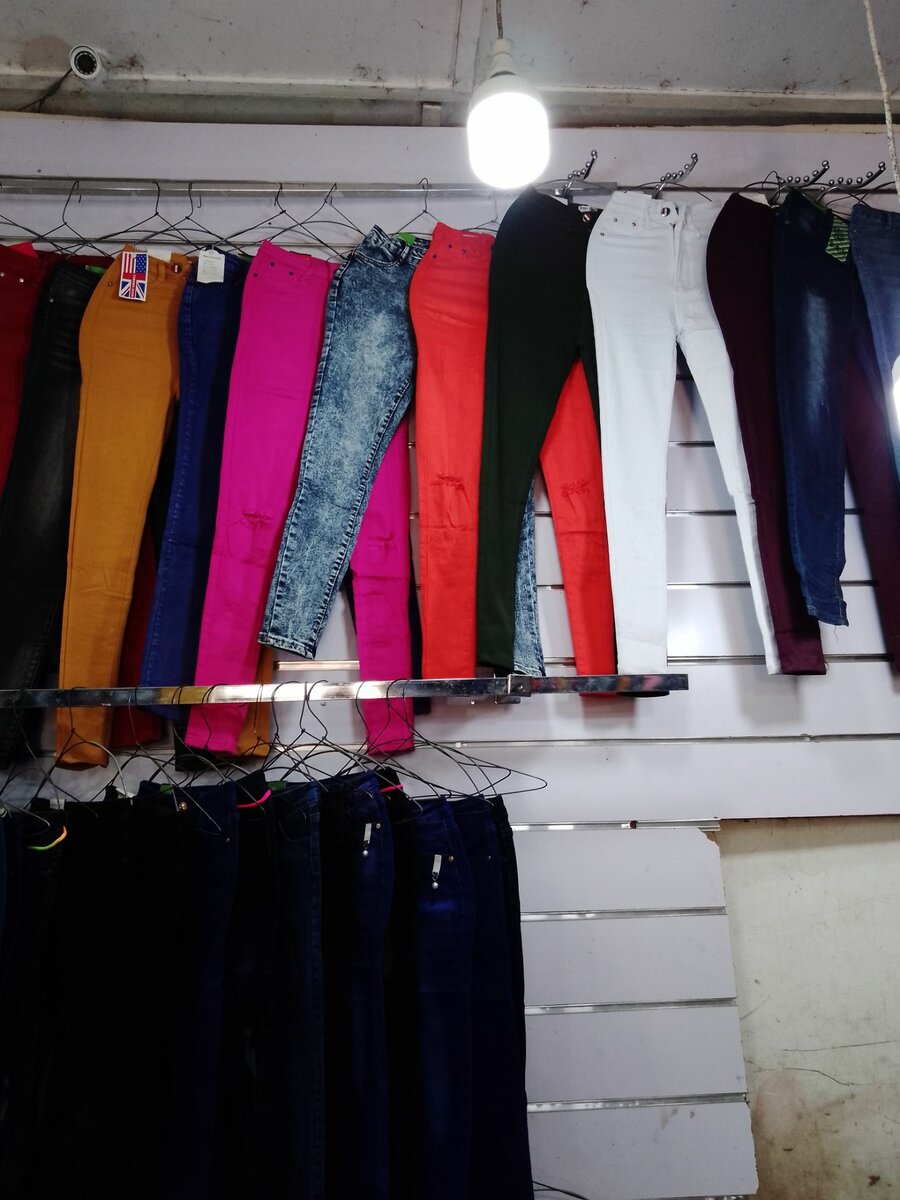 Ladies skinny jeans