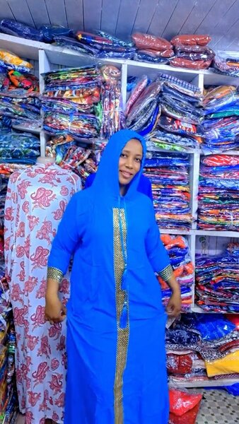 Robe longue colorée élégante