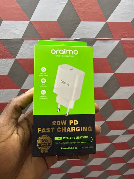 Chargeur Rapide 20W Oraimo