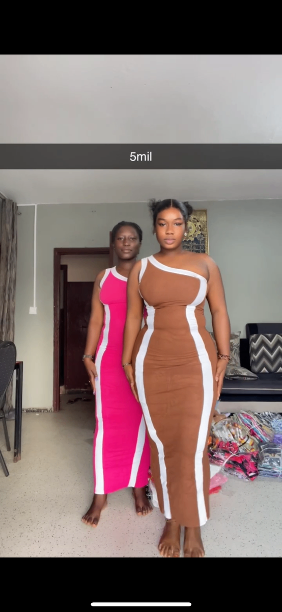 Robe Midi Élégante Femme