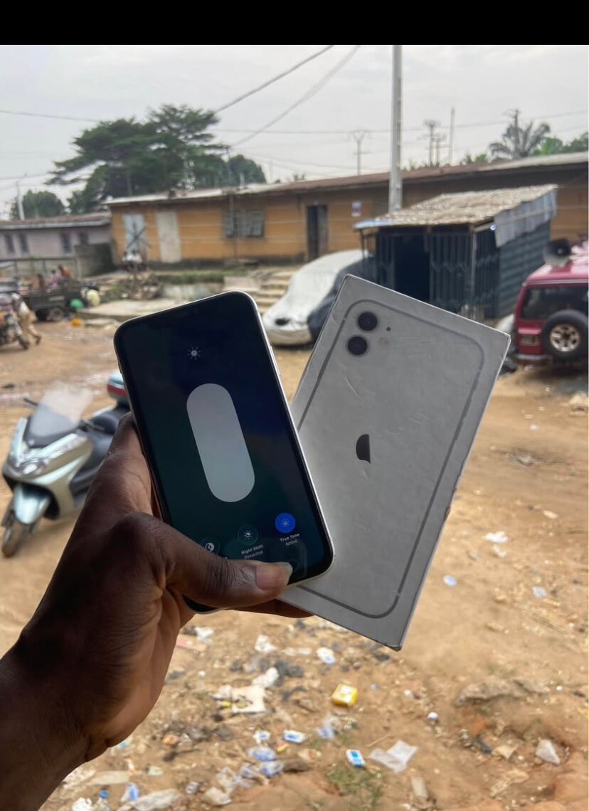 iPhone 11 Blanc Neuf