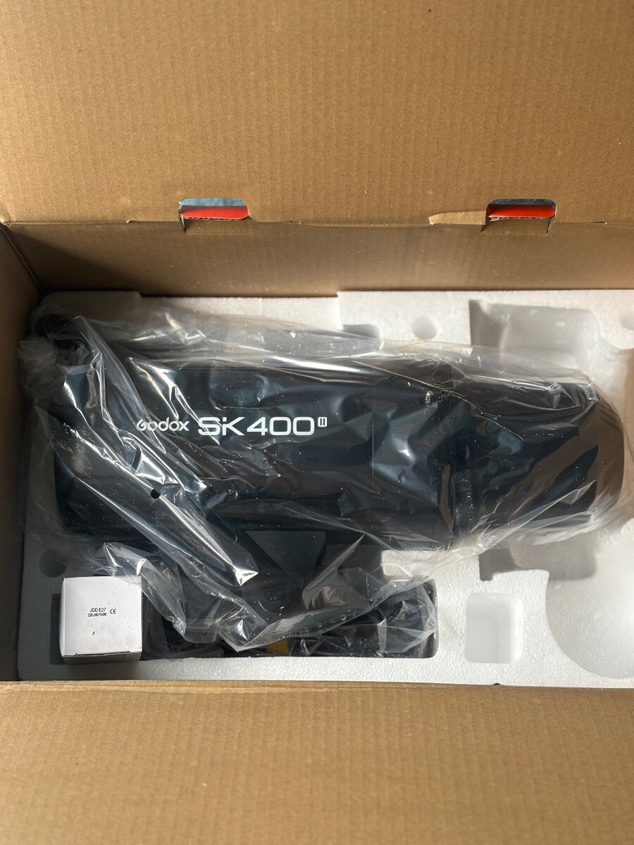 Flash Studio Godox SK400II