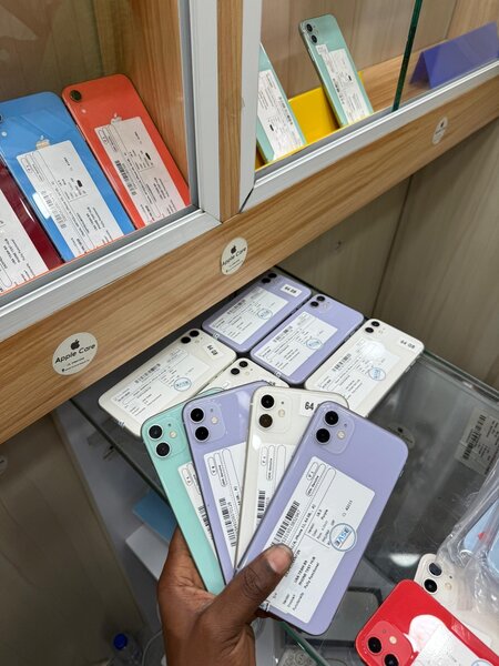 iPhone 11 - 64 Go Multiple Couleurs